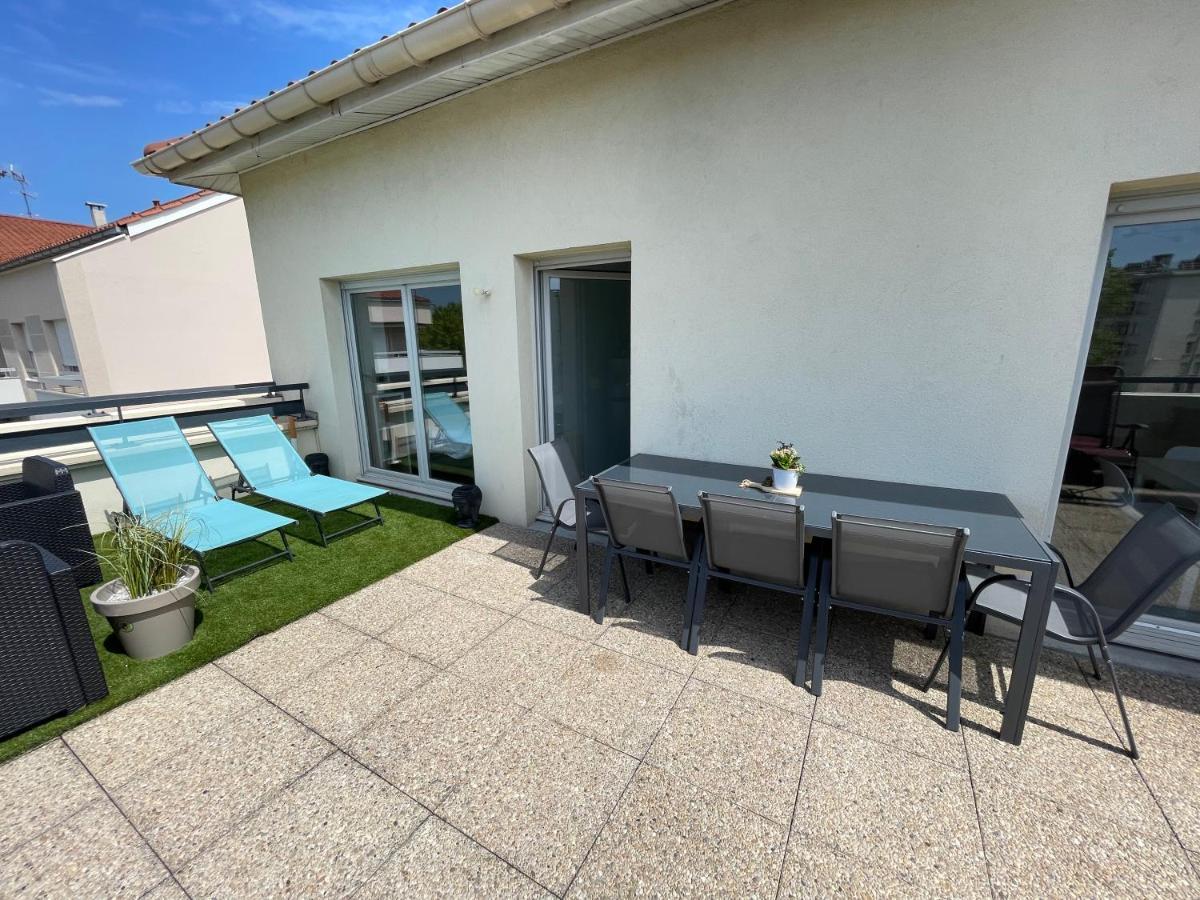 Bngo I Immense Rooftop Lyon I 2 Chambres, 4 Places Parkings, 2 Immenses Terrasses, 8 Personnes Zewnętrze zdjęcie